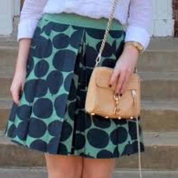 NWOT! JUICY COUTURE Apple Pear Print Pleated Silk Fit & Flare Skater Skirt 8 - Picture 2 of 11